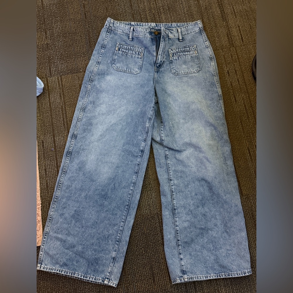 Old Navy High-Rise Baggy wide leg blue jeans- Size 10 New with out tags